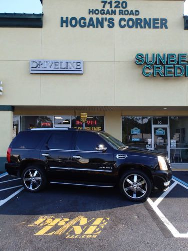 2008 cadillac escalade ultimate loaded tv/dvd navigation back up camera 3rd row