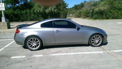 2005 infiniti g35 coupe`