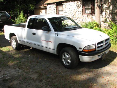 1999 dodge dakota sport extended cab pickup 2-door 3.9l