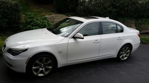 2010 bmw 528i xdrive base sedan 4-door 3.0l