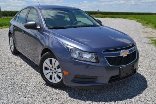 2013 chevrolet cruze ls low miles only 33k we finance