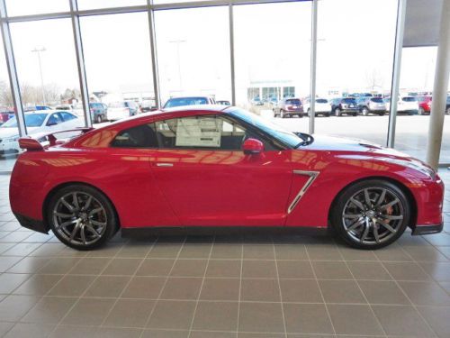 New 2015 Nissan GT-R Premium AWD Sports Car 2 Door Coupe in Solid Red, US $94,999.00, image 2