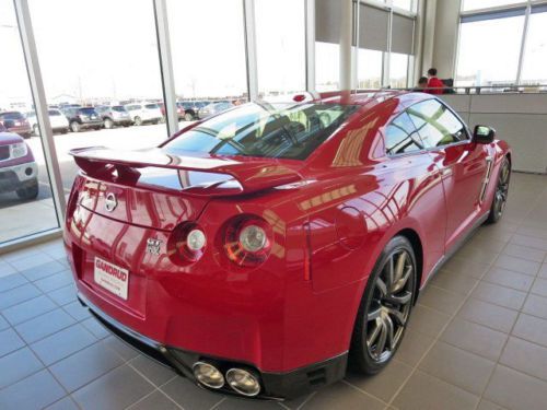 New 2015 Nissan GT-R Premium AWD Sports Car 2 Door Coupe in Solid Red, US $94,999.00, image 3