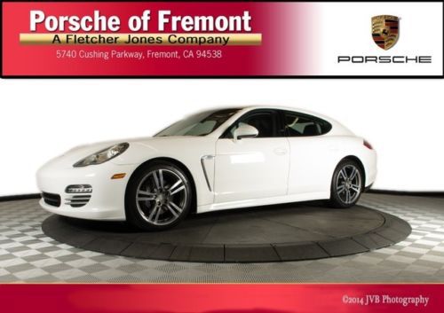 2011 porsche panamera 4, one owner, low miles, sport chrono pkg, bose sound!