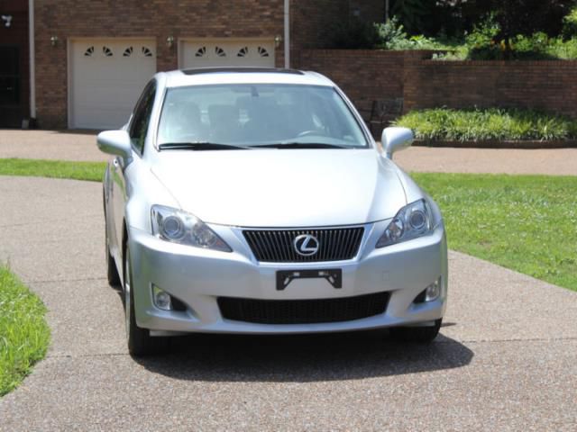 2010 - lexus is