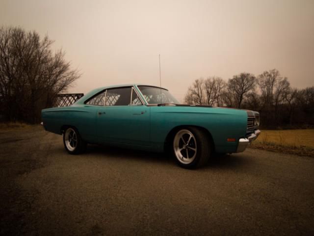 1969 - plymouth road runner