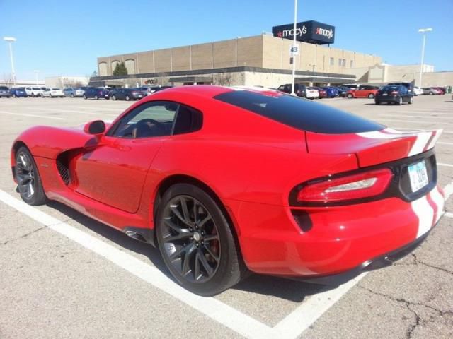 Dodge viper gts