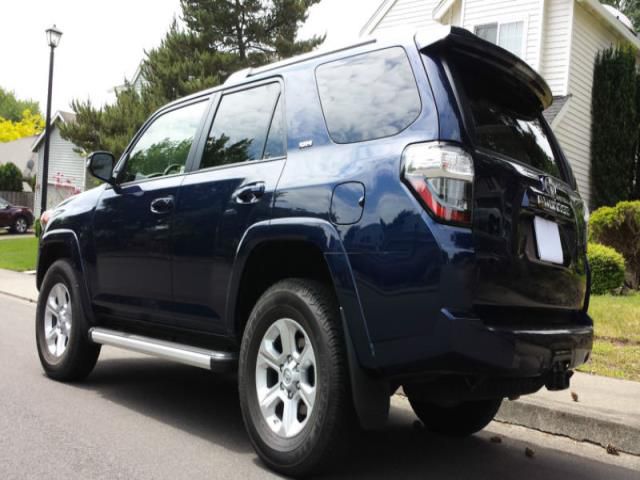 Toyota 4runner sr5 premium