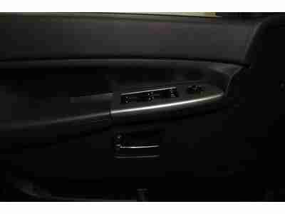 Laredo / AWD / Cloth Interior, image 21