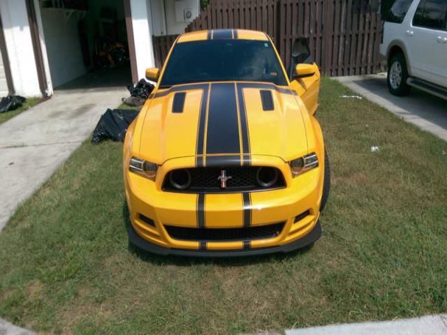 Ford mustang boss 302 coupe 2-door