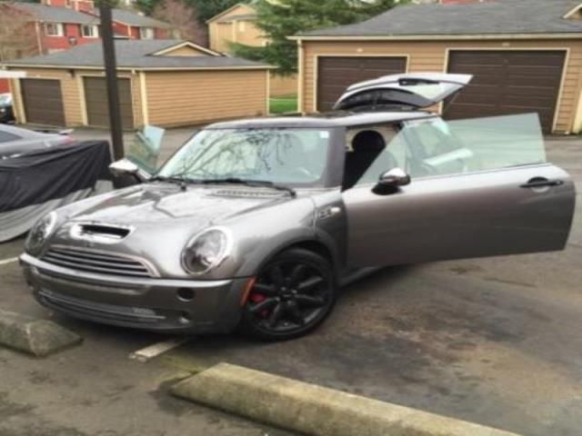 Mini cooper gray