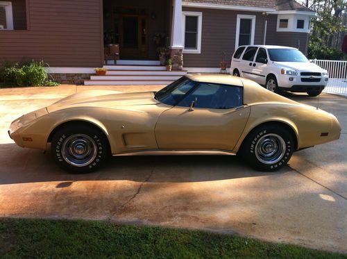 1977 chevy corvette