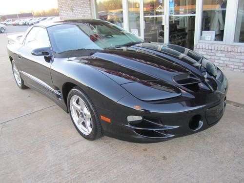 2001 pontiac firebird trans am coupe 2-door 5.7l low miles!!