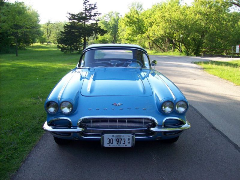 1961 chevrolet corvette