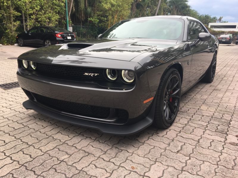 2016 dodge challenger srt hellcat