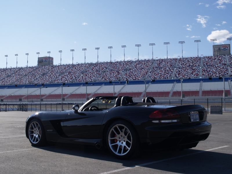 2004 dodge viper srt-10 convertible 2-door