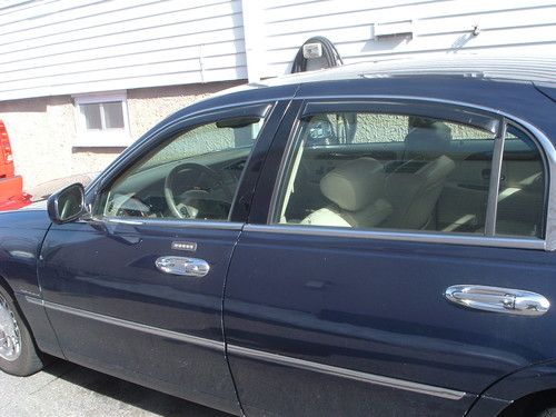 2002  lincoln  signature navy town car  -   working sunroof w/inspection sticker