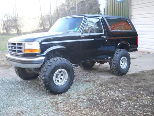 1993 ford bronco xlt lariat sport utility 2-door 5.8l