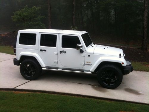 2012 jeep wrangler sahara loaded leather 4 door