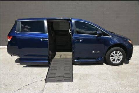 2014 honda odyssey<br />
touring wheelchair mobility accessible