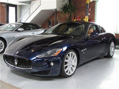 2009 maserati granturismo  ocean blue