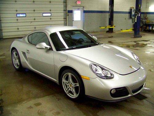 2009 porsche cayman 18" whls dual pwr heated seats 6900 miles no reserve t12079a