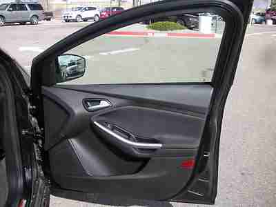 2013 Ford Focus ST; Recaro Seats; Black on Black; Navigation; Hatchback, image 15
