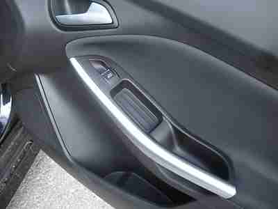 2013 Ford Focus ST; Recaro Seats; Black on Black; Navigation; Hatchback, image 16