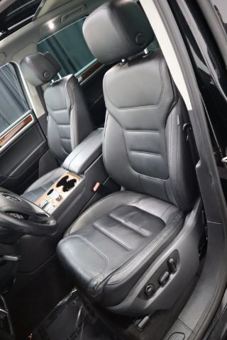2011 Volkswagen Touareg VR6 FSI, US $10,500.00, image 6
