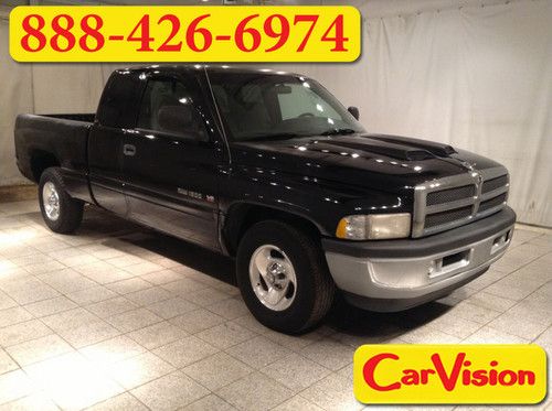 1999 dodge ram 1500 rwd club cab st 5.2l v8(318)ci. great condition 205,195 mls