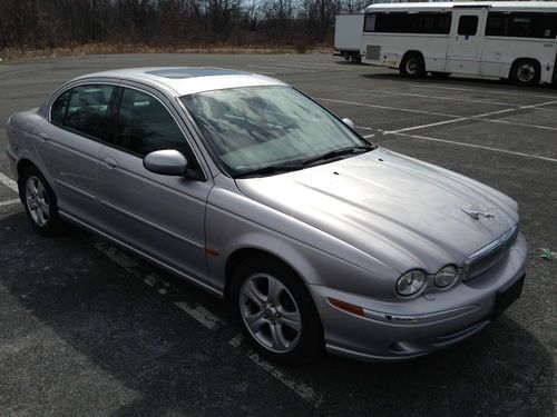 2002 jaguar   x -type  awd  super clean  no reserve