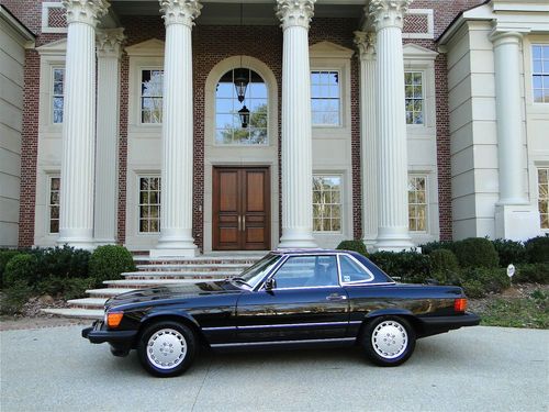 1989 mercedes-benz 560sl convertible 24k miles 2owners 404-867-7123