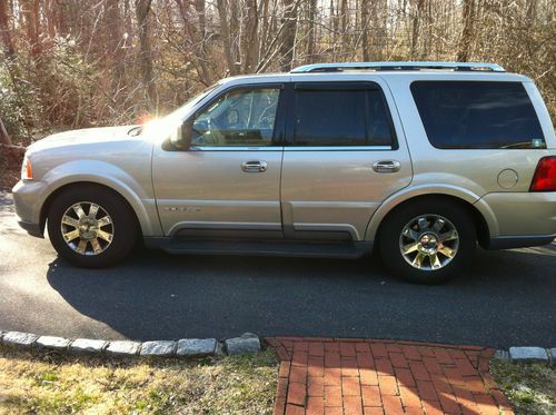 2004 lincoln navigator base sport utility 4-door 5.4l