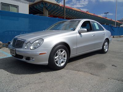 Mercedes e320 04 e 320 4matic awd clean carfax  low miles 46,246 miles flawless!