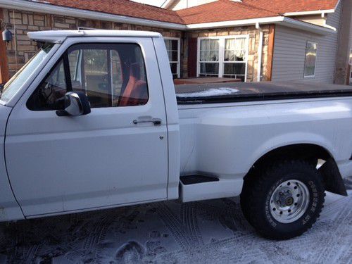 1995 ford f-150 xlt flare side standard cab pickup 2-door 5.0l