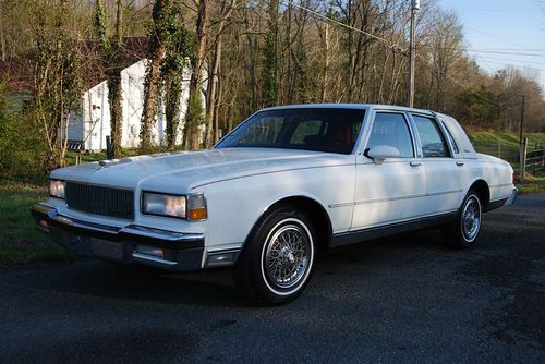1990 chevrolet caprice classic ls brougham leather 5.0l v8 only 44k miles