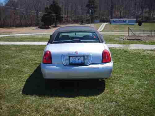 ((-- 2001 Lincoln Town Car Signature Sedan 4-Door 4.6L EXCELLENT CONDITION --)), image 16