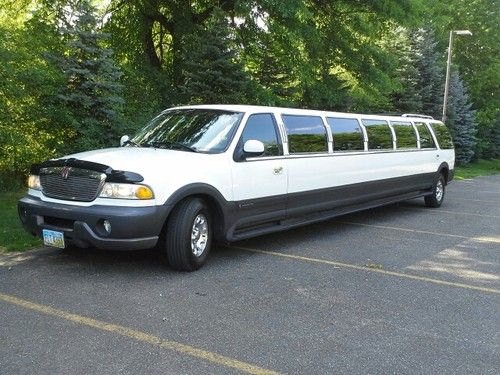 Lincoln navigator limousine