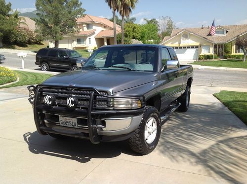 1997 dodge ram 1500 laramie extra cab pickup 2-door 5.2l 4x4