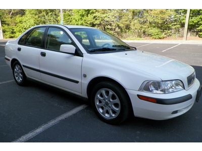 Volvo s40 1.9 turbo alloy wheels leather seats wood trim sunroof no reserve