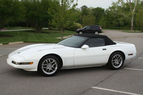 1994 chevrolet corvette base convertible 2-door 5.7l