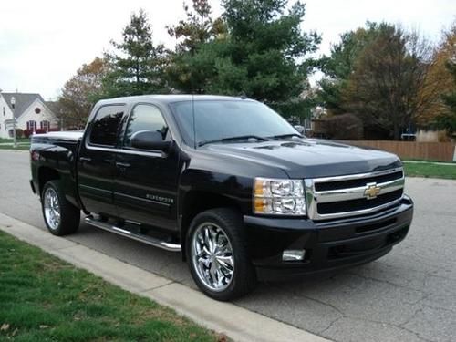 Non smoker, like new - 2009 chevrolet silverado c/k1500 crewcab ltz - beautiful