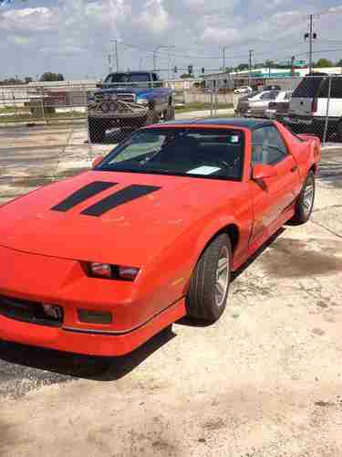 1987 Chevrolet Camaro Z28 Iroc-Z Convertible 2-Door 5.7L, image 5