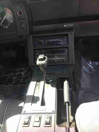 1987 Chevrolet Camaro Z28 Iroc-Z Convertible 2-Door 5.7L, image 11