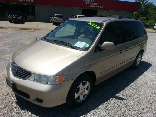 2001 honda odyssey ex van - tv, power doors, seats, cd, cold ac, low reserve no