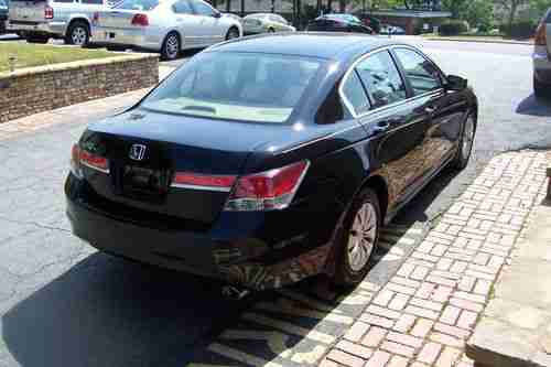 2011 Honda Accord LX Sedan 4-Door 2.4L Only 14K, image 4