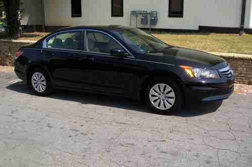 2011 Honda Accord LX Sedan 4-Door 2.4L Only 14K, image 8