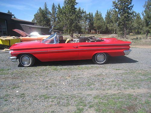 Barn find 1960 pontiac catalina convertible