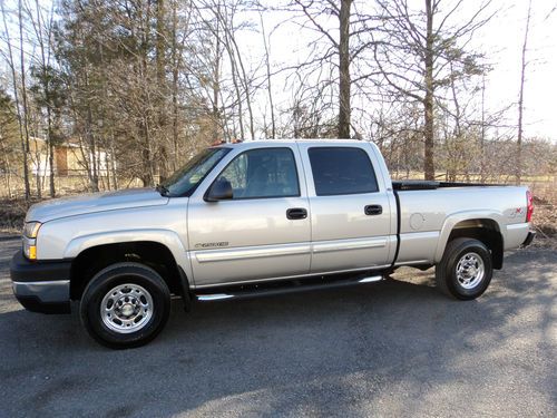 2006 chevy 2500hd *crew cab 4x4*6.5 ft bed*super clean*4dr*warranty $14495/offer