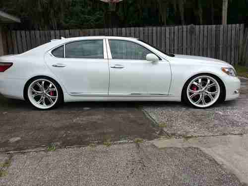 2007 Lexus LS460 L Sedan 4-Door 4.6L, image 2